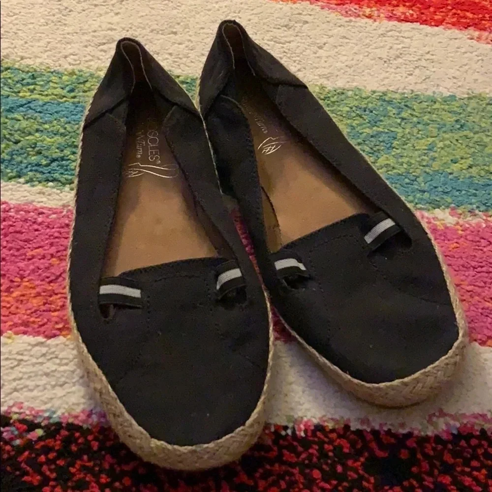 Aerosoles Black canvas espadrille slip on shoes